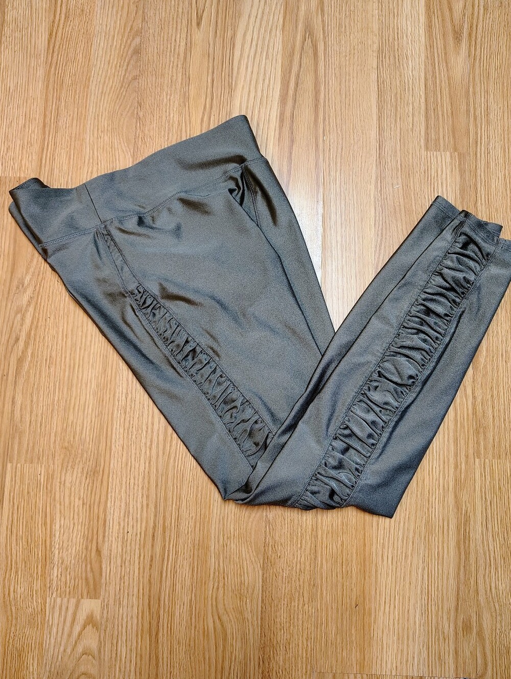 Forever 21 Plus Size Scalloped Side  Leggings - Olive Green Size XL